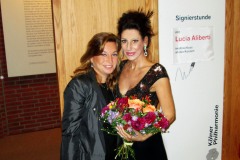 Lucia Aliberti with her best friend Bernadette Herzog⚘Concert⚘Kolner Philharmonie⚘Koln⚘Autograph Session⚘Escada Fashion⚘:http://www.luciaaliberti.it #luciaaliberti #bernadetteherzog #kolnerphilharmonie #koln #concert #autographsession #escadafashion