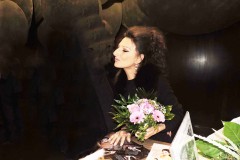 Photo Marco Mannozzi-Lucia Aliberti-Deutsche Oper Berlin-Berlin-Belcanto-Symposion-Autograph Session-Escada Fashion:http://www.luciaaliberti.it #luciaaliberti #deutscheoperberlin #berlin #belcantosymposion #autographsession #escadafashion