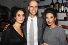 Lucia Aliberti with the painter Lola Vitelli and the film director Edoardo Ponti⚘Capri International Film Festival⚘Awards Ceremony⚘Special Gala⚘Capri⚘Photo taken from the Newspaper⚘Party⚘:http://www.luciaaliberti.it #luciaaliberti #lolavitelli #edoardoponti #capriinternationalfilmfestival #capri #awardsceremony #specialgala #party