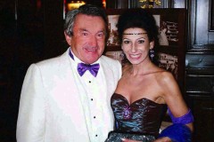 Aliphoto-Lucia Aliberti with the Swiss manager and Chairman of the Board of the chocolate manufacturer Lindt & Sprüngli Ernst Tanner-Hotel Sacher-Fete Imperiale-Ball in der Spanischen Hofreitschule-Special Gala-Vienna-Escada Fashion:http://www.luciaaliberti.it #luciaaliberti #ernsttanner #feteimperiale #ballinderspanischenhofreitschule #hotelsacher #vienna #galaconcert #escadafashion