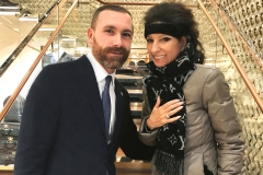 Aiphoto-Lucia Aliberti with the Client Advisor of Louis Vuitton Daniele Quaglia-Louis Vuitton-Montenapoleone-Milan-Louis Vuitton Fashion:http://www.luciaaliberti.it #luciaaliberti #danielequaglia #louisvuitton #montenapoleone #milan #louisvuittonfashion