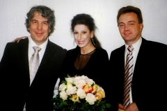 Lucia Aliberti with  Markus Boss and Cornelius Grube⚘Concert⚘Festspielhaus Baden Baden⚘Baden-Baden⚘Dressing Room⚘La Perla Fashion⚘:http://www.luciaaliberti.it #luciaaliberti #markusboss #corneliusgrube #festspielhausbadenbaden #badenbaden #concert #dressingroom #laperlafashion