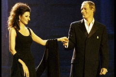 Lucia Aliberti with the American singer Michael Bolton⚘Concert⚘Teatro Bellini⚘Catania⚘Sony Music⚘Photo taken from the TV⚘