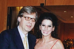 Lucia Aliberti with the Art critic Vittorio Sgarbi⚘Special Gala⚘"Premio Callas"⚘Hotel Four Seasons⚘Milan⚘Photo taken from the Newspaper⚘TV Portrait⚘Escada Fashion⚘:http://www.luciaaliberti.it #luciaaliberti #vittoriosgarbi #premiocallas #hotelfourseasons #milan #specialgala #tvnews #tvportrait #escadafashion