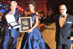 Lucia Aliberti with the Konzertmanager Gerhard Kampfe and the President of SCAM Prof.Giuseppe Montemagno⚘Lucia Aliberti celebrated 40 years of International Career and received the "Bellini d'Oro" Award⚘Gala Concert⚘Gendarmenmarkt⚘Classic Open Air⚘Berlin⚘Escada Fashion⚘On Stage⚘:http://www.luciaaliberti.it #luciaaliberti #gerhardkampfe #giuseppemontemagno #gendarmenmarkt #classicopenair #berlin #bellinidoro #internationalaward #onstage #escadafashion