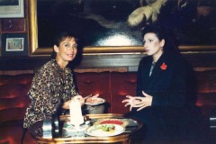 Photo Lelli e Masotti-Lucia Aliberti with the President of the Ravenna Festival and Director Maria Cristina Mazzavillani Muti -Opera-I Capuleti e I Montecchi-Teatro alla Scala on Tour-Tokyo-Party:http://www.luciaaliberti.it #luciaaliberti #mariacristinamazzavillanimuti #tadatsugusasaki #teatroallascala #japantour #tokyo #icapuletieimontecchi #opera #video