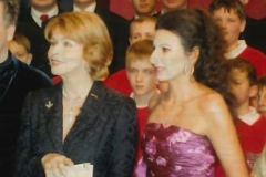 Photo Marco Mannozzi-Lucia Aliberti with the Austrian film,stage and television actress,producer and author Senta Berger-ZDF TV Show-Achtung Klassik-Munich-Escada Fashion:http://www.luciaaliberti.it #luciaaliberti #sentaberger #pierredominiqueponnelle #achtungklassik #zdf #tvshow #munich #escadafashion