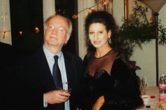 Photo Marco Mannozzi-Lucia Aliberti with the Journalist Wolfgang Schreiber-Tempodrom-Berlin-Concert http://www.luciaaliberti.it #luciaaliberti #wolfgangschreiber #tempodrom #berlin 