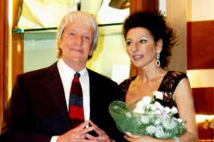 PPhoto Michele Pinna-Lucia Aliberti with the Art Critic and Historian Prof. Flavio Caroli-Special Concert-Viva Verdi-Auditorium-Milan-Orchestra Sinfonica di Milano Giuseppe Verdi-Autograph Session-Escada Fashion:http://www.luciaaliberti.it #luciaaliberti #flaviocaroli #auditorium #milan #orchestrasinfonicadimilanogiuseppeverdi #jaderbignamini #concert #vivaverdi #autographsession #escadafashion