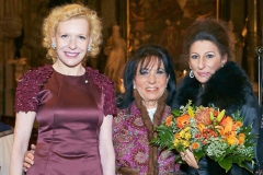 Photo Regine Sixt-Lucia Aliberti with the Hungarian Swiss actress Sunny Melles and the German businesswoman Regine Sixt-Stephansdom-Vienna-Christmas Charity Concert-With the Vienna Boys Choir Wiener Sängerknaben-TVPortrait-Video:http://www.luciaaliberti.it #luciaaliberti #sunnymelles #reginesixt #stephansdon #vienna #wienersangerknaben #christmascharityconcert #tvnews #tvportrait #video #escadafashion