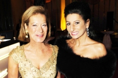 Photo Sabine Brauer-Lucia Aliberti with Reporterin Countess Marie Grafin Von Waldburg-Diva Award-Munich-Hotel Bayerischer Hof-Daniel Fendler Fashion-TV Portrait:http://www.luciaaliberti.it #luciaaliberti #divaaward #hotelbayerischerhof #munich #specialgala #video #tvportrait #danielfendlerfashion  