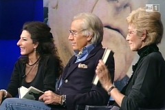 Photo taken from the TV-Lucia Aliberti with the journalist and writer Gabriele La Porta-TV Show-L’Appuntamento-Gigi Marzullo-RAI 1-Rome-La Perla Fashion:http://www.luciaaliberti.it #luciaaliberti #gabrielelaporta #lappuntamento #gigimarzullo #rai1 #tvshow #rome #laperlafashion