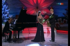 Photo taken from the TV Show-Lucia Aliberti with the German Schlager singer and show host Florian Silbereisen-Ave Maria-Schubert-Winterfest Der Traume-Christmas TV Show-Escada Fashion:http://www.luciaaliberti.it #luciaaliberti #floriansilbereisen #winterfestdertraume #tvshow #avemaria #schubert #escadafashion