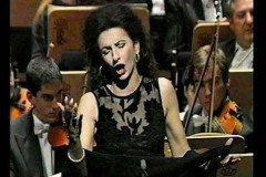 Photo taken from the Video-Lucia Aliberti-Teatro Real-Madrid-Gala Concert-On Stage-La Perla Fashion-Portrait Series-La Perla Fashion:http://www.luciaaliberti.it #luciaaliberti #teatroreal #madrid #onstage #portraitseries #laperlafashion