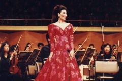 Lucia Aliberti⚘Suntory Hall⚘Tokyo⚘Opera⚘"La Traviata"⚘In Concert⚘On Stage⚘Live Recording⚘Hanae Mori Fashion⚘:http://www.luciaaliberti.it #luciaaliberti #suntoryhall #tokyo #latraviata #inconcert #onstage #liverecording #hanaemorifashion