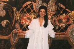 Photo Graciela Ocampo-Lucia Aliberti-Teatro Colon-Buenos Aires-Lucia di Lammermoor-On Stage:http://www.luciaaliberti.it #luciaaliberti #teatrocolon #buenosaires #luciadilammermoor #opera #onstage