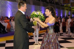 Photo Herbert P.Oczeret--Lucia Aliberti-Guest Star-Gala Concert-Fete Imperiale-Ball in der Spanischen Hofreitschule-Vienna-Wien-Escada Fashion:http://www.luciaaliberti.it #luciaaliberti #feteimperiale #ballinderspanischenhofreitschule #vienna #concert #gueststar #wien #onstage #escadafashion