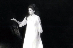 Photo Ilse Buhs/J-Lucia Aliberti-Deutsche Oper-Berlin-Opera-Lucia di Lammermoor-On Stage:http://www.luciaaliberti.it #luciaaliberti #deutscheoperberlin #berlin #luciadilammermoor #opera #onstage 