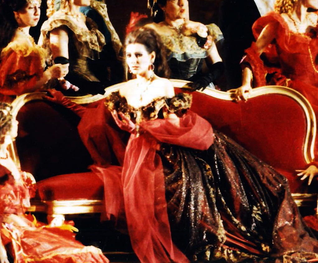 Photo Corrado Maria Falsini-Lucia Aliberti-Opera-La Traviata-Nagoya-Co-Production with Rome Opera House-Japan Tour-On Stage:http://www.luciaaliberti.it #luciaaliberti #opera #latraviata #opera #nagoya #coproductionwithromeoperahouse #japantour #onstage #henningbrockhaus