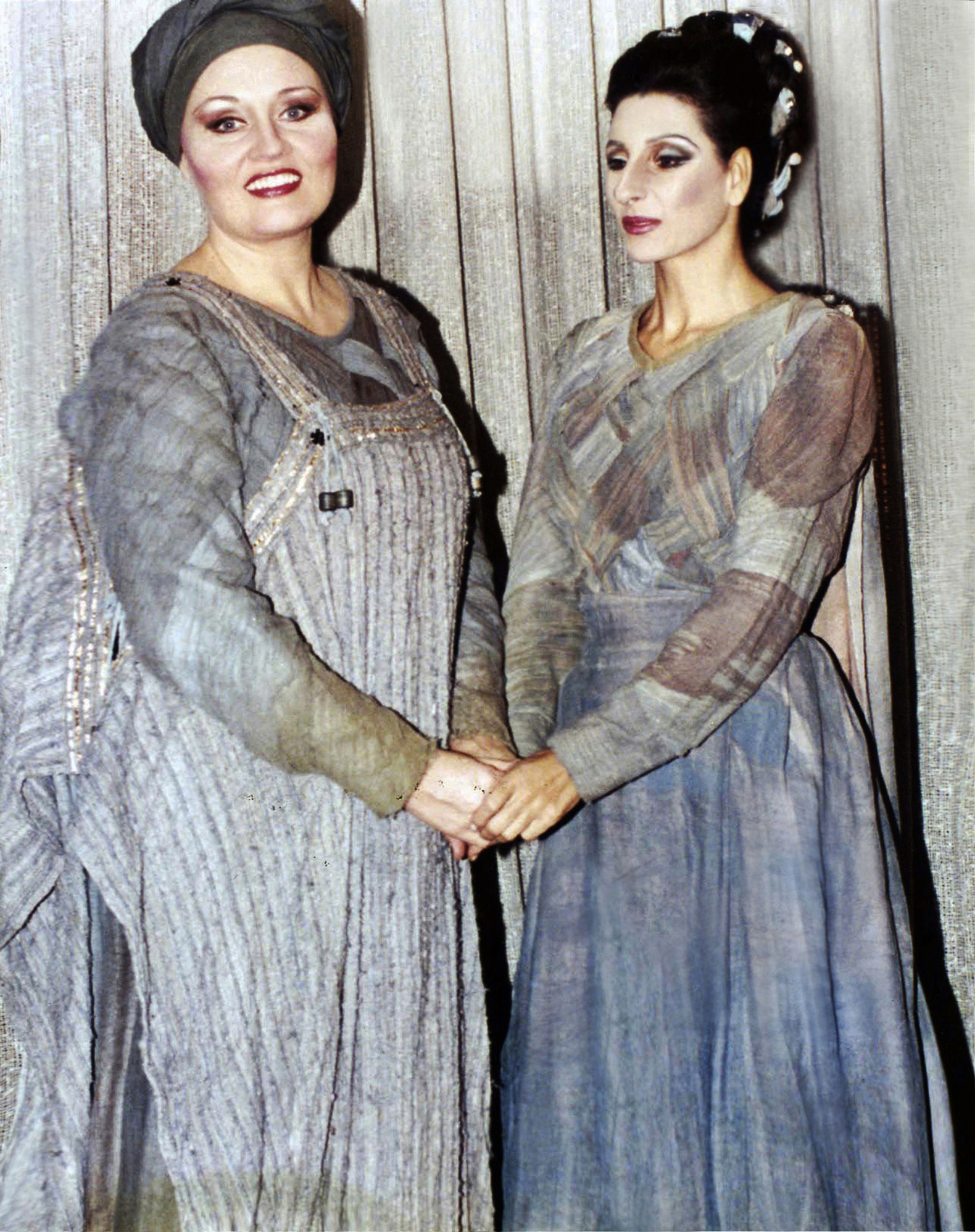 Lucia Aliberti with the American mezzosoprano Dolores Ziegler⚘Teatro Colon⚘Buenos Aires⚘Dressing Room⚘Opera⚘"Norma"⚘Makeup Session⚘:http://www.luciaaliberti.it #luciaaliberti #doloresziegler #teatrocolon #buenosaires #norma #opera #dressingroom #makeupsession
