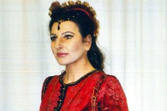  Kranichphoto-Lucia Aliberti-Anna Bolena-Deutsche Oper-Berlin-On Stage:http://www.luciaaliberti.it #luciaaliberti #deutscheoperberlin #berlin #annabolena #opera #onstage