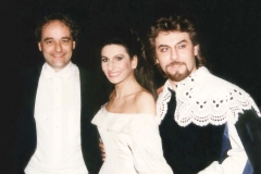 Kranichphoto-Lucia Aliberti with the tenor Roberto Alagna and the conductor Marcello Viotti-Deutsche Oper Berlin-Opera-Lucia di Lammermoor-Back Stage:http://www.luciaaliberti.it #luciaaliberti #robertoalagna #marcelloviotti #deutscheoperberlin #berlin #luciadilammermoor #opera #backstage #video #tvnews #tvportrait