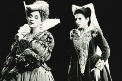 Photo Axel Zeininger- Lucia Aliberti with the Greek mezzosoprano Agnes Baltsa-Wiener Staatsoper-Vienna-Opera-Maria Stuarda-On Stage:http://www.luciaaliberti.it #luciaaliberti #agnesbaltsa #wienstaatsoper #vienna #mariastuarda #opera #wien #onstage #tvnews #tvportrait