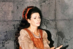 Photo Graciela Ocampo-Lucia Aliberti-Teatro Colon-Buenos Aires-Norma-Opera-On Stage:http://www.luciaaliberti.it #luciaaliberti #teatrocolon #buenosaires #norma #opera #onstage