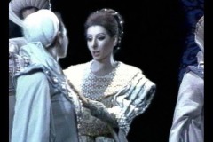 Photo taken from the TV-Lucia Aliberti-Beatrice di Tenda-Teatro alla Scala-Milan-Co-Production of the Teatro alla Scala with the Deutsche Oper Berlin and Teatro Bellini-Milan :http://www.luciaaliberti.it #luciaaliberti #teatroallascala #milan #beatriceditenda #opera #onstage