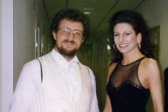 Aliphoto-Lucia Aliberti with the baritone Alessandro Corbelli Concert-Japan Tour-Back Stage-Tokyo-TV Portrait-La Perla Fashion:http://www.luciaaliberti.it #luciaaliberti #alessandrocorbelli #concert #tokyo #japantour #tvportrait #laperlafashion