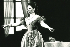 Photo Lelli e Masotti-Lucia Aliberti-Teatro alla Scala-Don Pasquale-Milan-Opera-On Stage-Dress by Gianni Versace:http://www.luciaaliberti.it #luciaaliberti  #teatroallascala #milan #donpasquale #opera #costumesbygianniversace #onstage