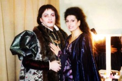 Aliphoto-Lucia Aliberti with the baritone Roberto Frontali-La Straniera-Teatro Lirico Giuseppe Verdi-Trieste -Dressing Room:http://www.luciaaliberti.it #luciaaliberti #robertofrontali #teatroliricogiuseppeverdi #trieste #lastraniera #onstage #tvportrait