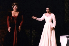 Lucia Aliberti with the Hungarian mezzosoprano Ildiko Komlosi-Opera-Anna Bolena-Greek Theaters-Sicily Tour-On Stage:http://www.luciaaliberti.it #luciaaliberti #ildikokomlosi #opera #annabolena #greektheaters #sicilytour #onstage