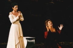 Lucia Aliberti with the Hungarian mezzosoprano Ildiko Komlosi-Opera-Anna Bolena-Greek Theaters-Sicily Tour-On Stage:http://www.luciaaliberti.it #luciaaliberti #ildikokomlosi #opera #annabolena #greektheaters #sicilytour #onstage