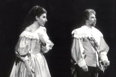 Kranichphoto-Lucia Aliberti with the French tenor Roberto Alagna-Deutsche Oper Berlin-Berlin-Opera-Lucia di Lammermoor-On Stage-TV Portrait:http://www.luciaaliberti.it #luciaaliberti #robertoalagna #deutscheoperberlin #berlin #luciadilammermoor #opera #onstage #tvnews #tvportrait