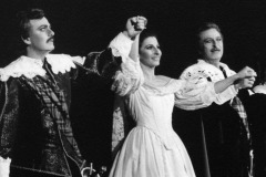 Kranichphoto-Lucia Aliberti with the baritone Roberto Frontali and the tenor Alfredo Kraus-Deutsche Oper Berlin-Opera-Lucia di Lammermoor -On Stage:http://www.luciaaliberti.it #luciaaliberti #robertofrontali #alfredokraus #deutscheoperberlin #berlin #luciadilammermoor #opera #onstage #tvnews #tvportrait