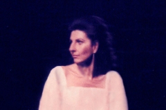 Lucia Aliberti⚘Grand Théâtre de Genève⚘Opera⚘La Sonnambula⚘Genève⚘On Stage⚘Photo taken from the Newspaper⚘:http://www.luciaaliberti.it #luciaaliberti #grandthéâtredegenève #opera #lasonnambula #genève #onstage