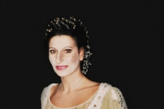 Lucia Aliberti⚘Deutsche Oper Berlin⚘Berlin⚘Opera⚘"Anna Bolena"⚘On Stage⚘:http://www.luciaaliberti.it #luciaaliberti #deutscheoperberlin #berlin #annabolena #opera #onstage