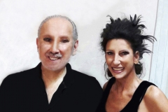 Lucia Aliberti with the American tenor Neil Schicoff⚘Staatsoper Hamburg⚘Hamburg⚘Opera⚘Rigoletto⚘Dressing Room⚘Makeup Session⚘Photo taken from the TV Portrait⚘:http://www.luciaaliberti.it #luciaaliberti #neilschicoff #staatsoperhamburg #hamburg #rigoletto #opera #dressingroom #makeupsession #tvportrait