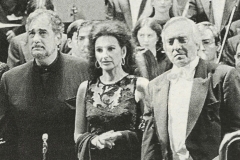 Lucia Aliberti with the Spanish tenors Placido Domingo and Giacomo Aragall-Teatro Real-Madrid-Gala Concert-Photo taken from the Newspaper:http://www.luciaaliberti.it #luciaaliberti #giacomoaragall #placidodomingo #teatroreal #madrid #galaconcert #onstage