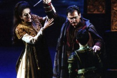 Lucia Aliberti with the tenor Salvatore Fisichella⚘Opera⚘"Il Pirata"⚘Teatro Bellini⚘Catania⚘On Stage⚘Photo taken from the Video⚘:http://www.luciaaliberti.it #luciaaliberti #salvatorefisichella #teatroobellini #catania #ilpirata #opera #onstage #video #tvnews