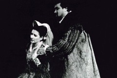 Photo Axel Zeininger-Lucia Aliberti with the tenor Ramon Vargas-Opera-Maria Stuarda-Wiener Staatsoper-Vienna-On Stage:http://www.luciaaliberti.it #luciaaliberti #ramonvargas #wienstaatsoper #vienna #mariastuarda #opera #wien #onstage #tvnews #tvportrait