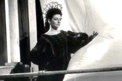Photo G.Amsellem Editing-Lucia Aliberti-I Capuleti e I Montecchi-Theatre Antique-Festival Vaison La Romaine-On Stage:http://www.luciaaliberti.it #luciaaliberti #festivalvaisonlaromaine #vaisonlaromaine #icapuletieimontecchi #opera #onstage 