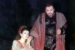 Photo Graciela Ocampo-Lucia Aliberti with the tenor Gegam Grigorian-Opera-Norma-Teatro Colon-Buenos Aires-On Stage:http://www.luciaaliberti.it #luciaaliberti #geghamgrigoryan #teatrocolon #buenosaires #norma #opera #onstage #video