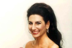 Photo Ingo Kulina-Lucia Aliberti-Deutsche Oper Berlin-Berlin-Opera-Lucia di Lammermoor-Dressing Room-Makeup Session:http://www.luciaaliberti.it #luciaaliberti #deutscheoperberlin #berlin #luciadilammermoor #opera #onstage