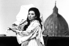 Photo Lelli e Masotti-Lucia Aliberti-Teatro alla Scala-Don Pasquale-Milan-Opera-On Stage-Dress by Gianni Versace:http://www.luciaaliberti.it #luciaaliberti  #teatroallascala #milan #donpasquale #opera #costumesbygianniversace #onstage