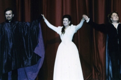 Photo Lelli e Masotti-Lucia Aliberti with the Croatian bass-baritone Giorgio Surian and the American mezzosoprano Dolores Ziegler-Teatro alla Scala-Milan-Opera-I Capuleti e I Montecchi-On Stage-Photo taken from the TV News-TV Portrait:http://www.luciaaliberti.it #luciaaliberti #giorgiosurian #doloresziegler #teatroallascala #milan #icapuletieimontecchi #opera #onstage #tvnews #tvportrait