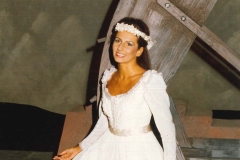 Photo Sinopoli-Lucia Aliberti-La Sonnambula-Co-Production of the Teatro Bellini with the Wiesbaden Opera-Germany Tour-Back Stage:http://www.luciaaliberti.it #luciaaliberti #wiesbaden #coproductionoftheteatrobellini #germantour #lasonnambula #opera #onstage 