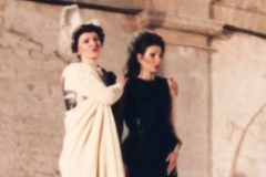 Photo taken from the TV News-Lucia Aliberti with the French mezzosoprano Martine Dupuy-Opera-Semiramide-Festival Valle D’Idria-Martina Franca-On Stage-TV Portrait:http://www.luciaaliberti.it #luciaaliberti #martinedupuy #festivalvalledidria #martinafranca #semiramide #opera #onstage #tvnews #tvportrait