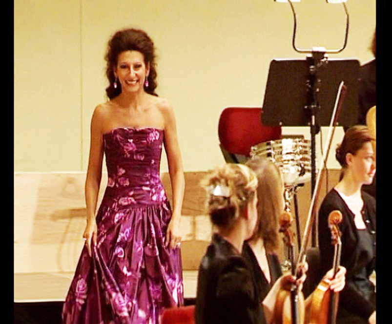 Photo taken from the DVD-Lucia Aliberti-Semperoper Dresden-Concert-Dresden-On Stage-Sony DVD Recording-Portrait Series-Escada Fashion